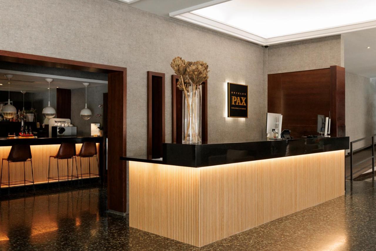 Hotel Pax Guadalajara Eksteriør bilde